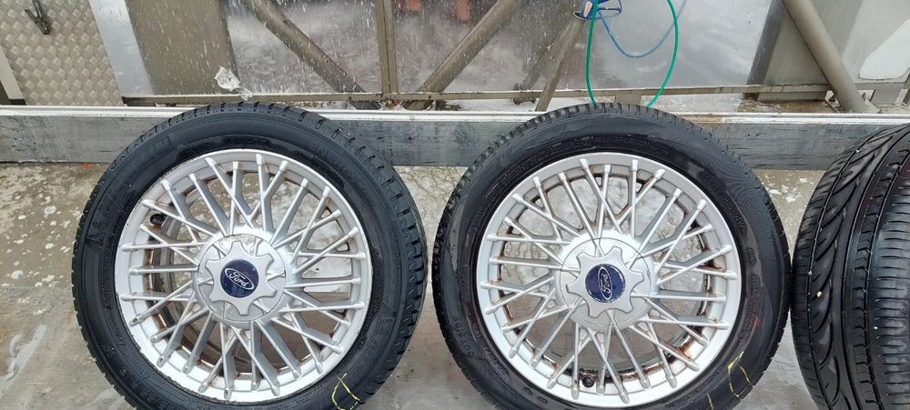 vand jante ford 4 gauri