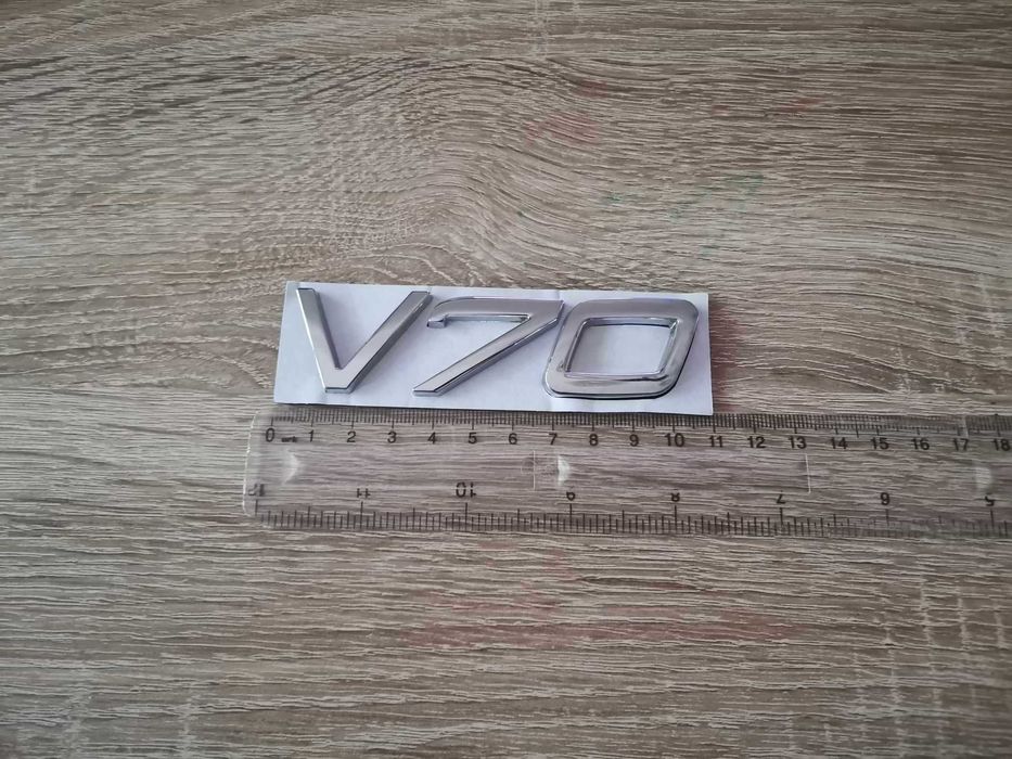 Волво Volvo V70 сребриста емблема лого