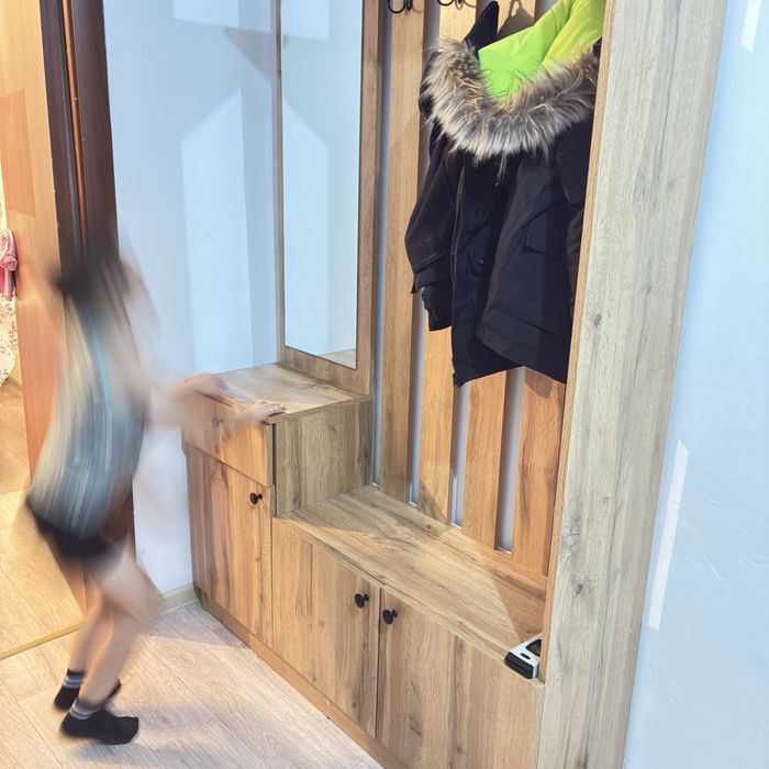 Продам новую прихожку