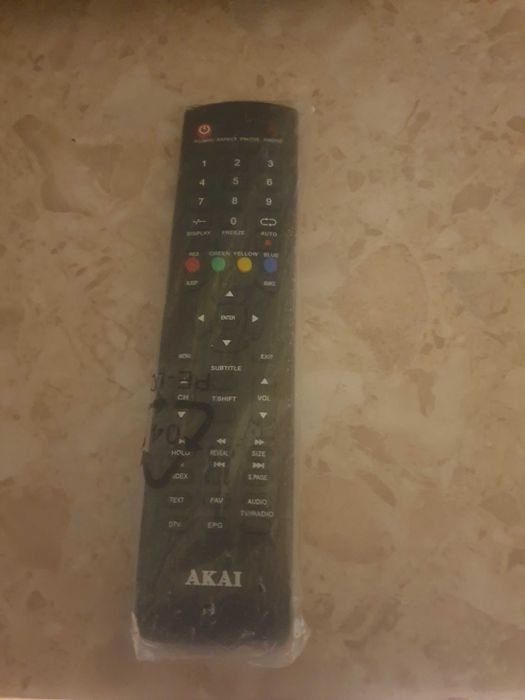 Telecomanda TV AKAI originala, noua.