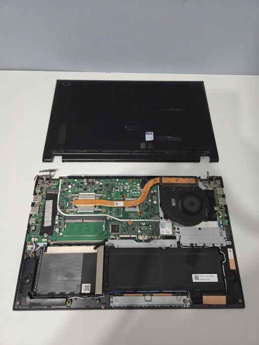 Intel I5 10210u 4 GB DDR4
