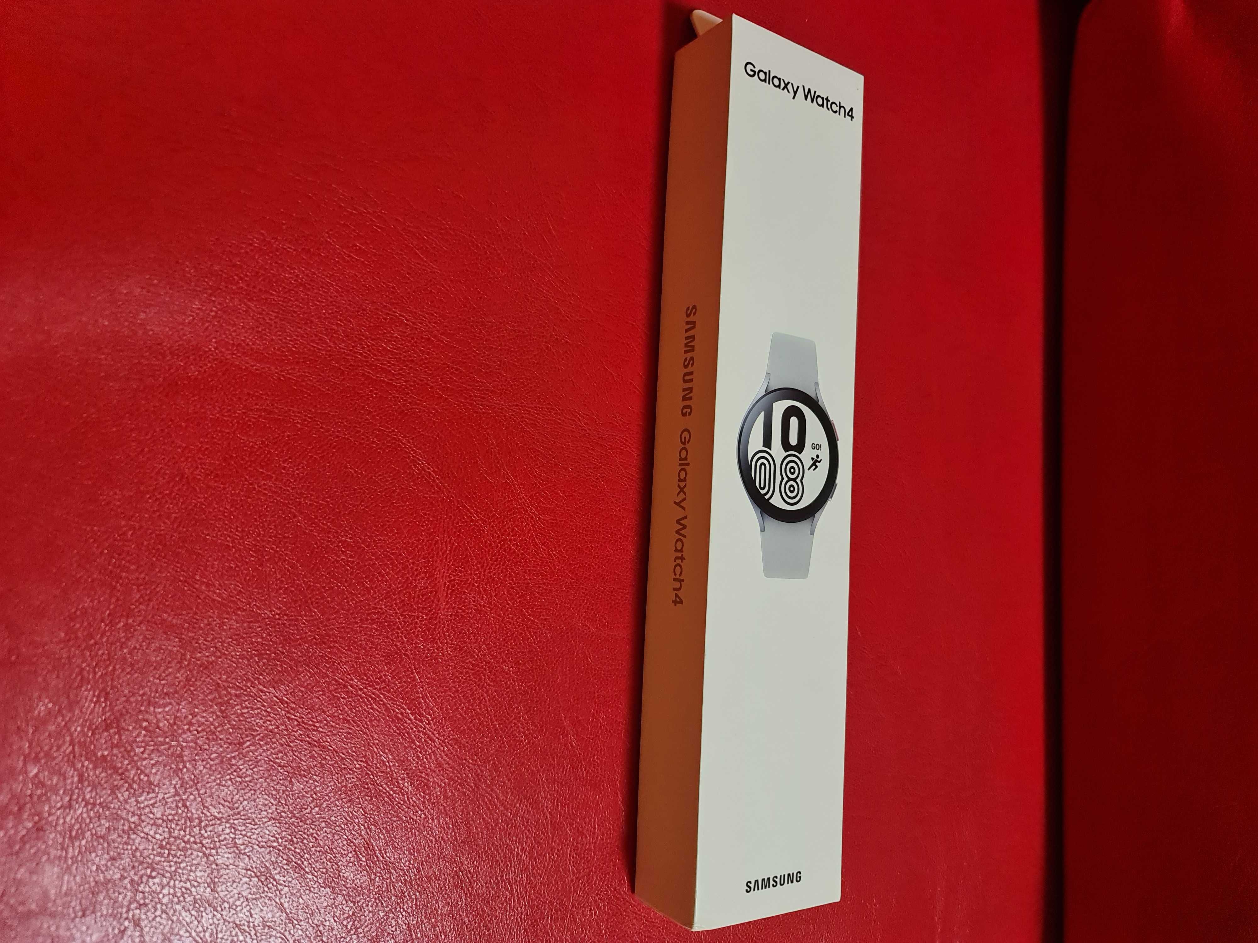 Часовник samsung galaxy watch 4
