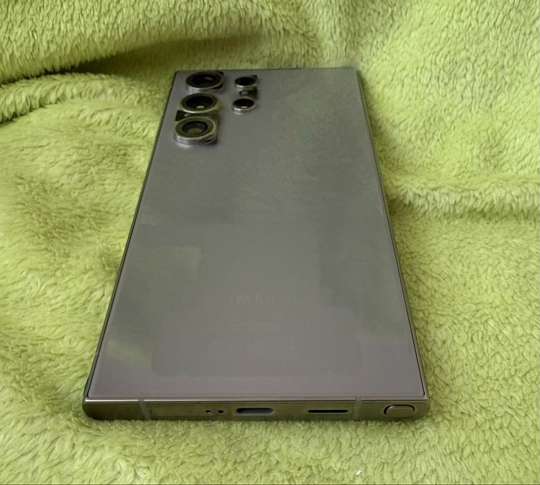 ЧИСТО НОВ Samsung S24 Ultra 512GB Titanium Gray Black ГАРАНЦИЯ