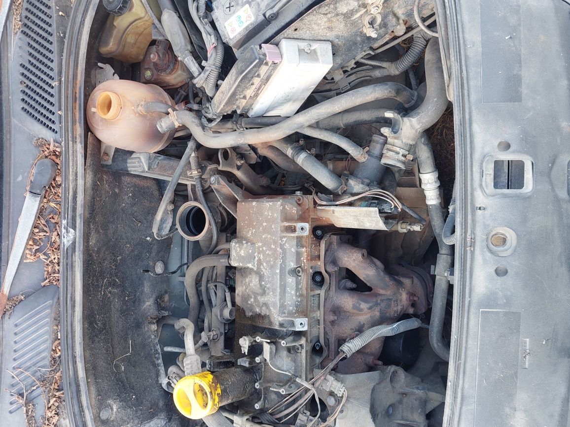 Renault Clio 1,4 бензин на части