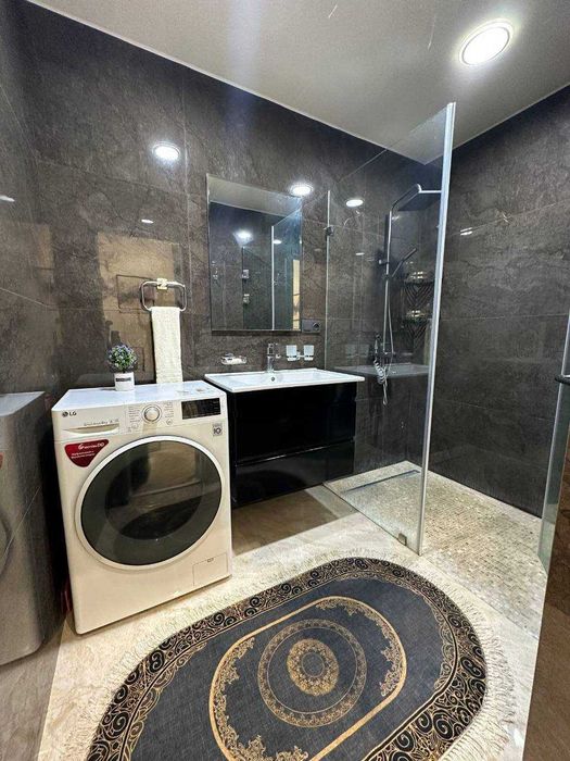 Piramit tower напротив 3 комнатная квартира 105кв.м сдам СРОЧНО