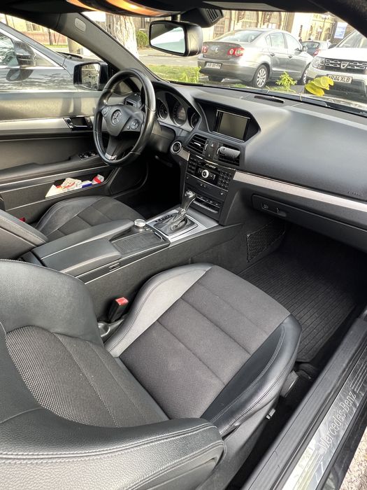 Mercedes E 200 CGI coupe