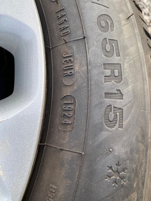 Jante tabla 4x108 ford b-max eco-sport fiesta anvelope iarna 185 65 15