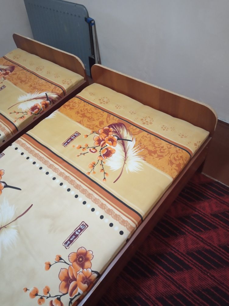 Продам кровати. Krovat sotaman.