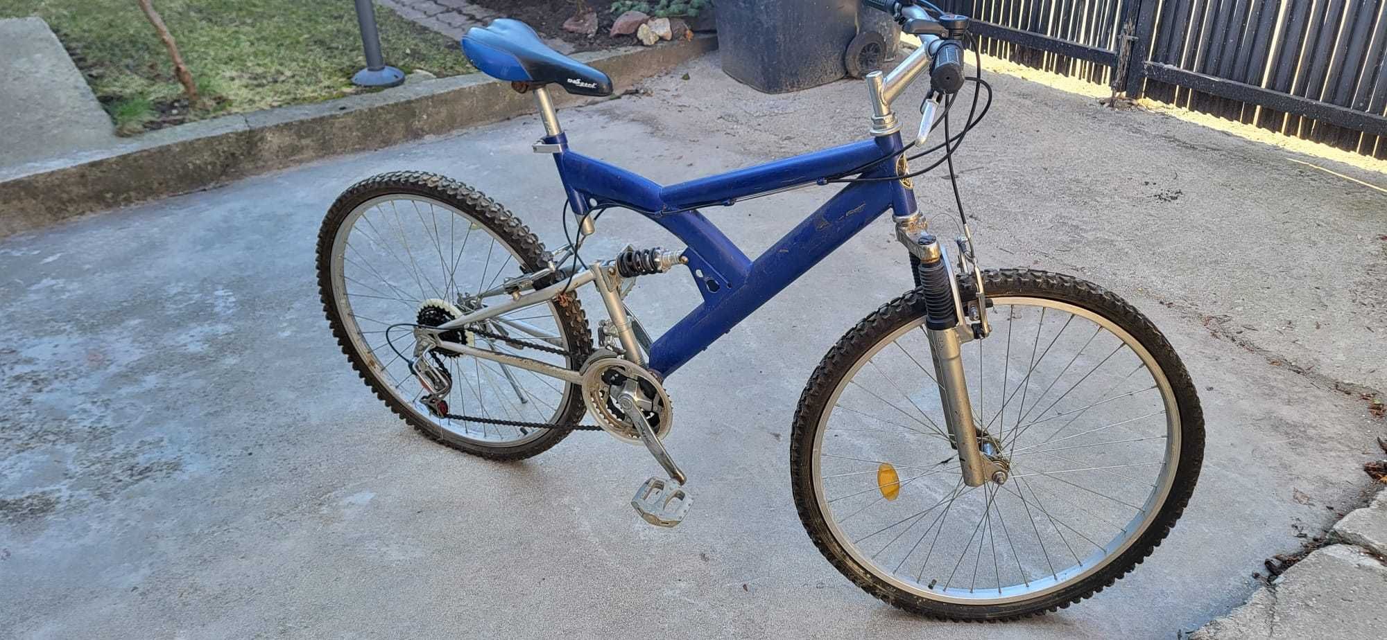 Bicicleta DHS putin folosita