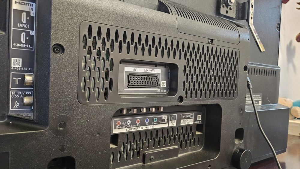 Sony Bravia KDL-32W650A 32 inch Full HD Smart TV