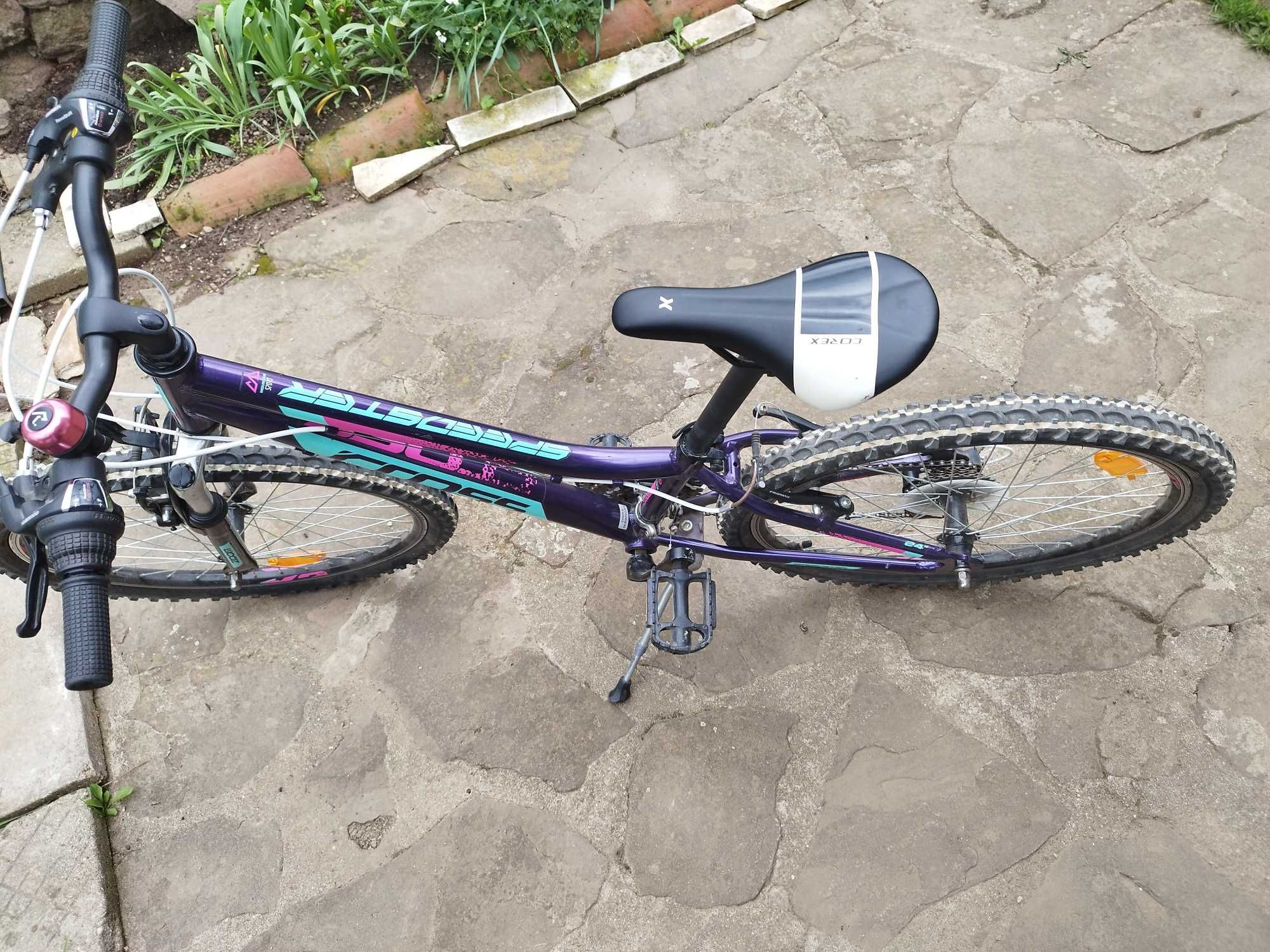 Продавам Cross Speedster W