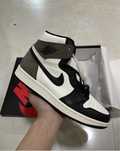Air Jordan 1 Retro High "Dark Mocha"
