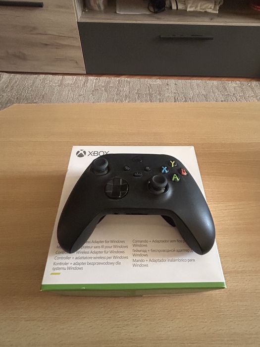 Controller xbox serie x cu baterie reîncărcabilă