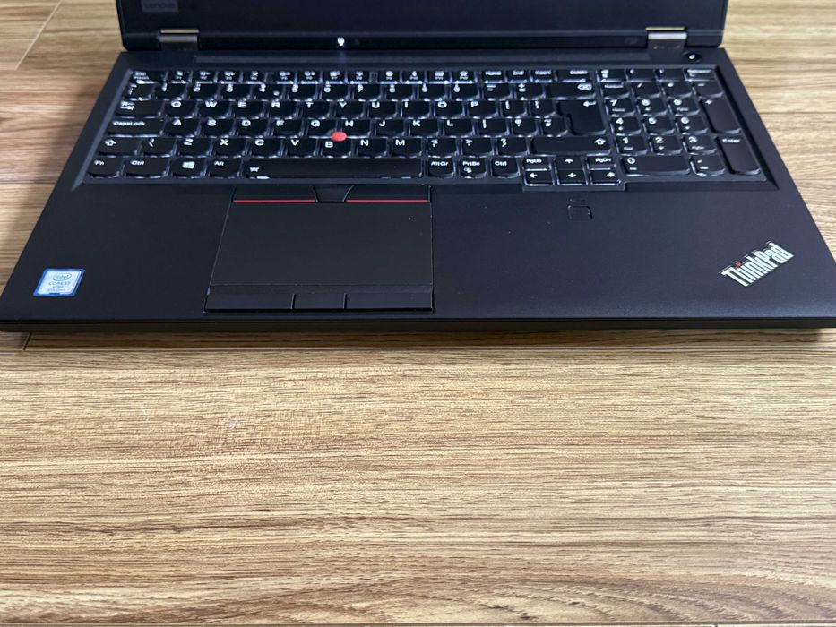 Lenovo p52`i7-8850H/Nvidia P3200-6GB/32GB RAM/512GB SSD/Бат 6ч/FHD IPS