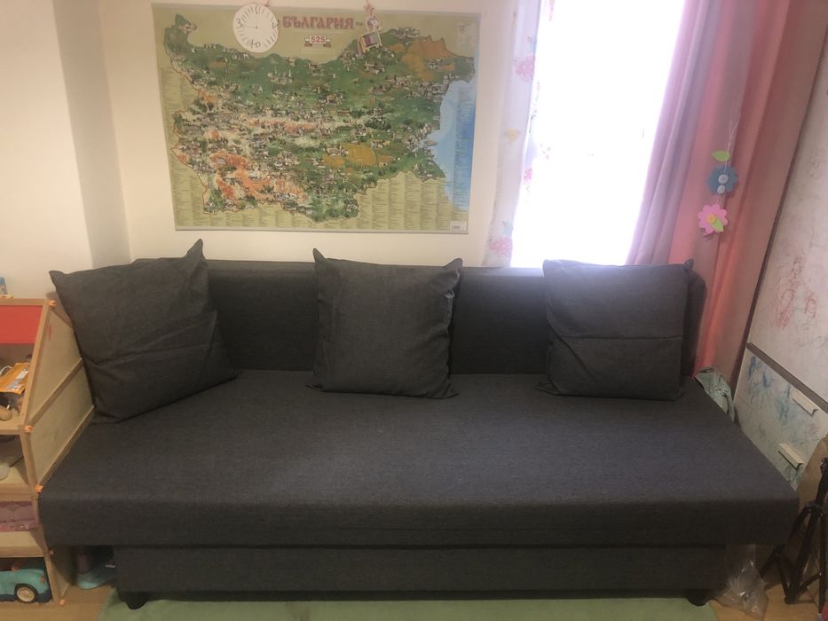 Разтегателен диван от икеа [като нов]