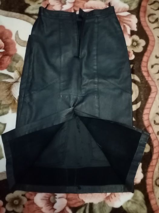 Fusta din piele naturala