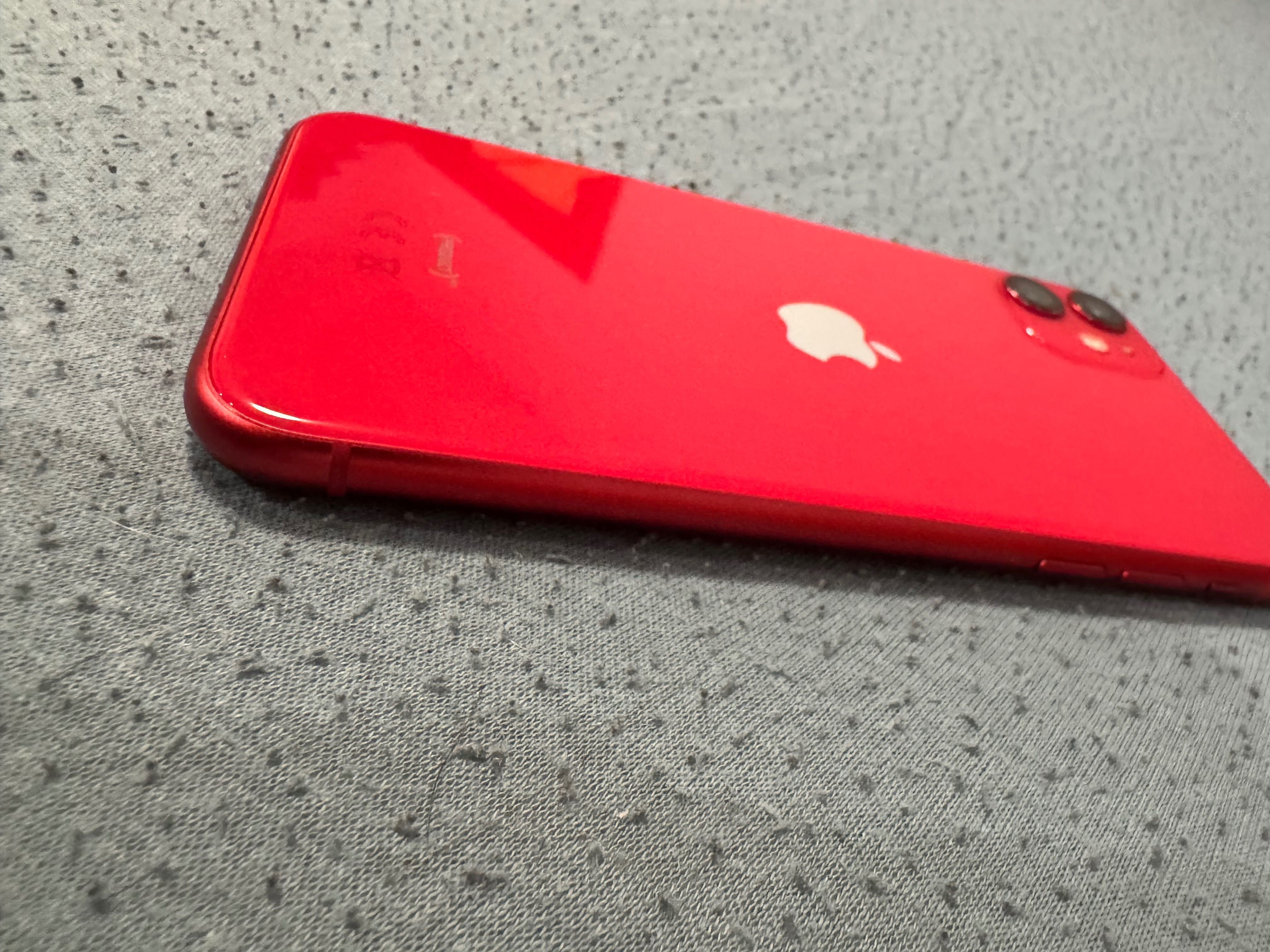 iPhone 11 RED – 128 GB