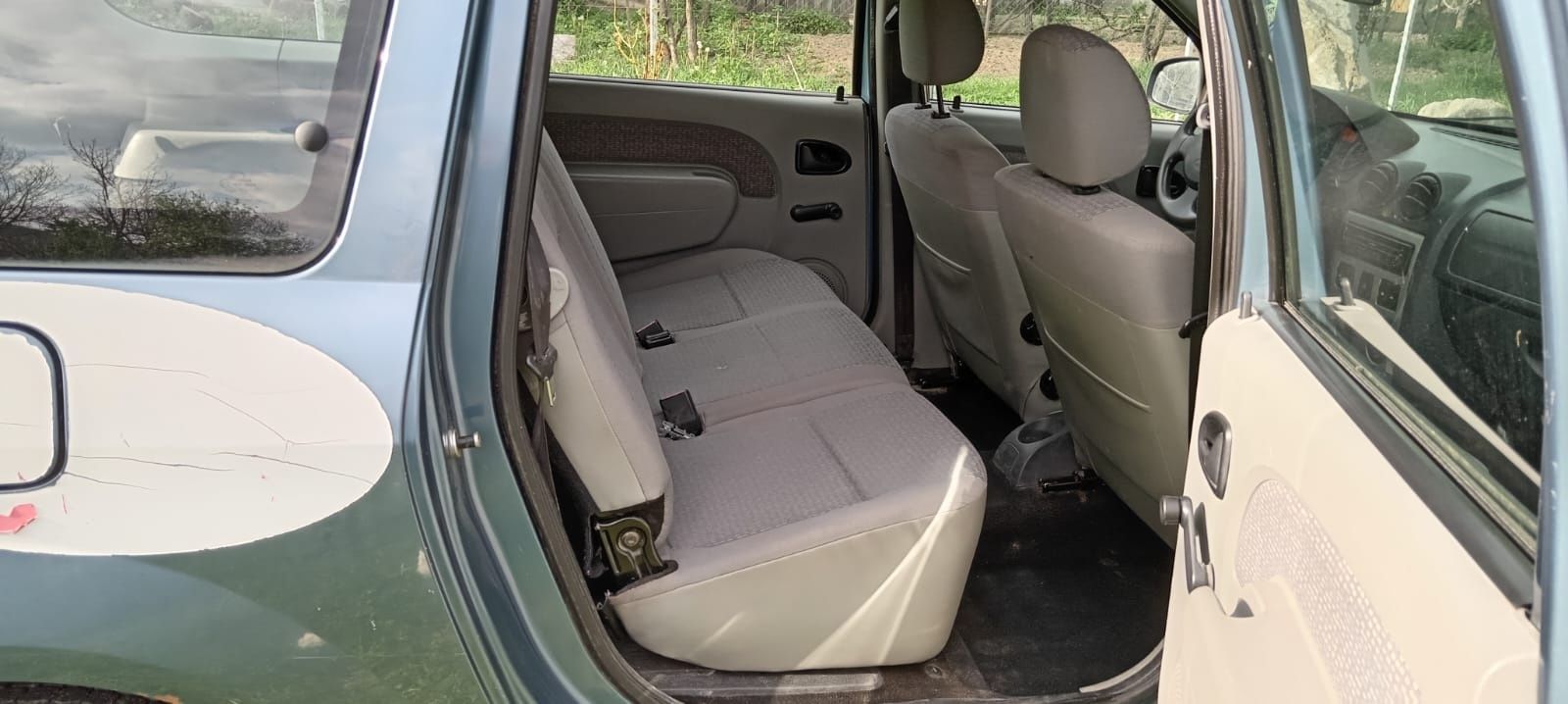 Vând Dacia Logan MCV - 7 locuri