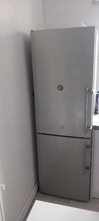 Vând combina frigorifica Liebherr 180x60    in stare buna de funcțion