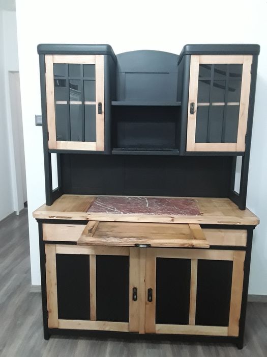 Dulap foarte vechi  de colectie reconditionat stare perfecta