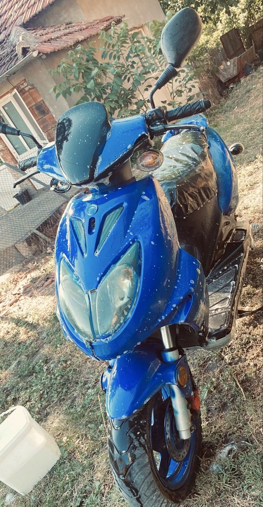 Скутер Keeswq 50cc
