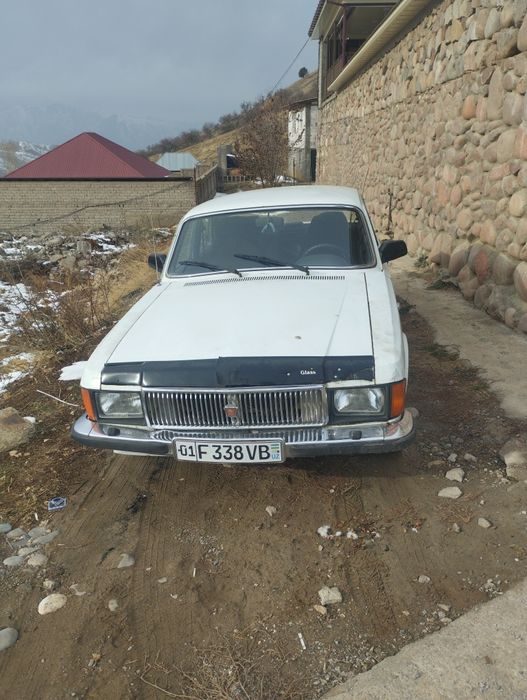 Gaz 3102 sotiladi