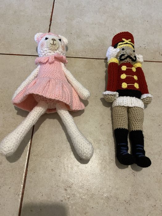 Plusuri crosetate handmade