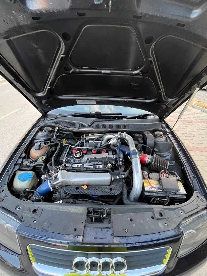Audi A3 1.8T Десен Волан !