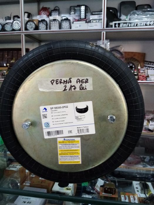 Vând piese auto camioane mercedes