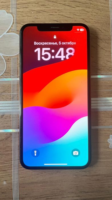 Продам айфон хs 64gb