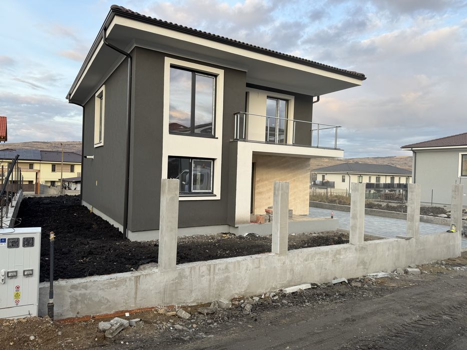 Casa in Chinteni la Super Pret!!!