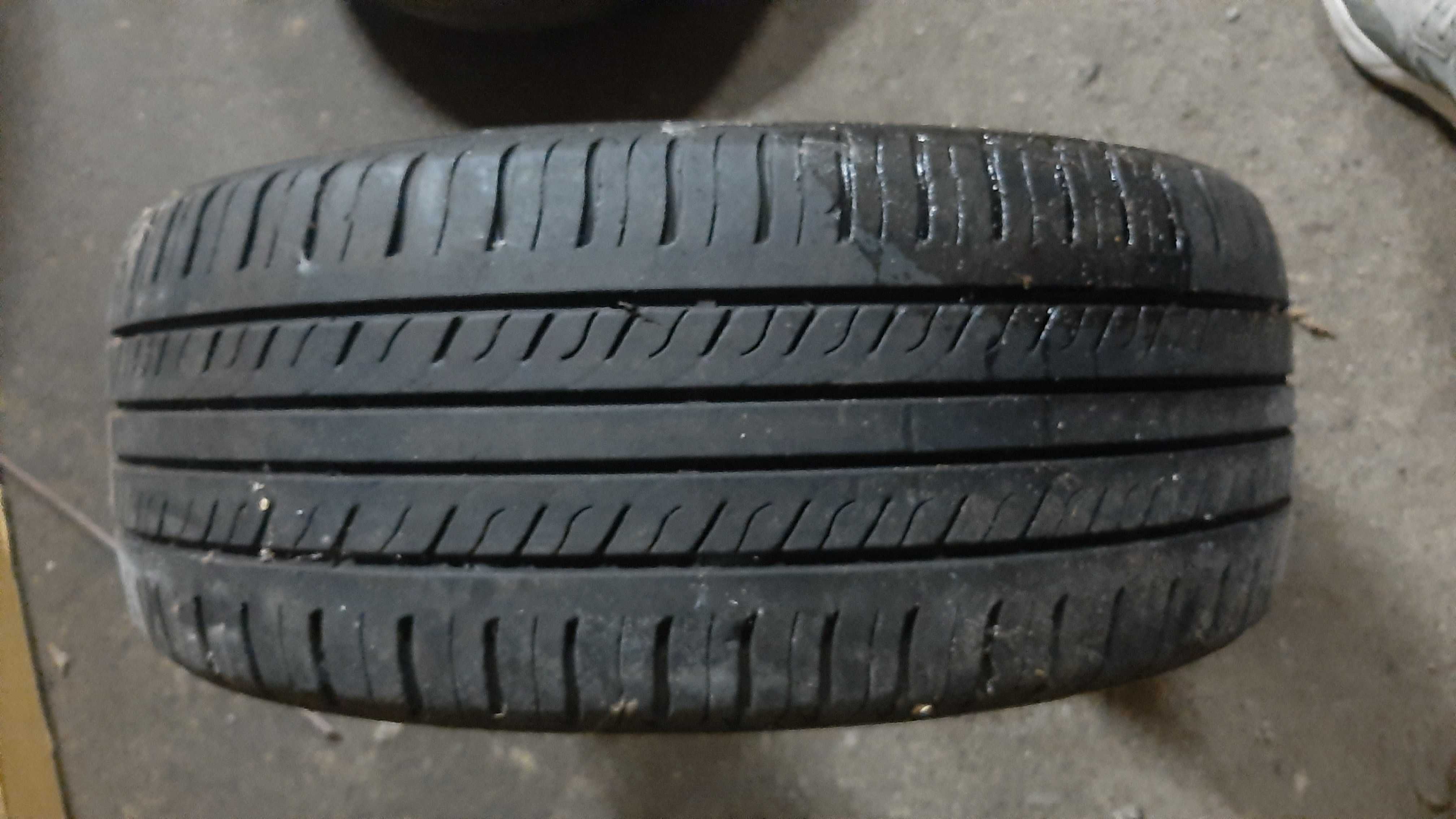 Шина триангл 205/60R15 255/55/R18 продам состояние новое