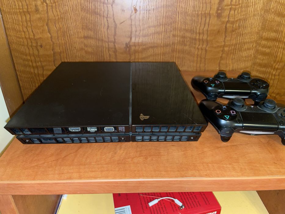 Playstation4/PS4/1 TB/2 dualshock4 controllers/games