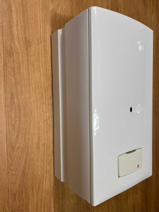 Vand centrala termica pe gaz Saunier Duval functionala si completa