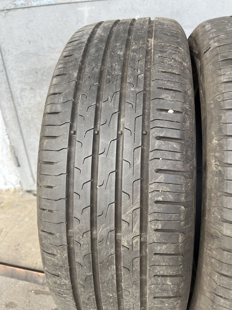 2 бр. летни гуми 205/55/17 Continental DOT 4520 5,5 mm