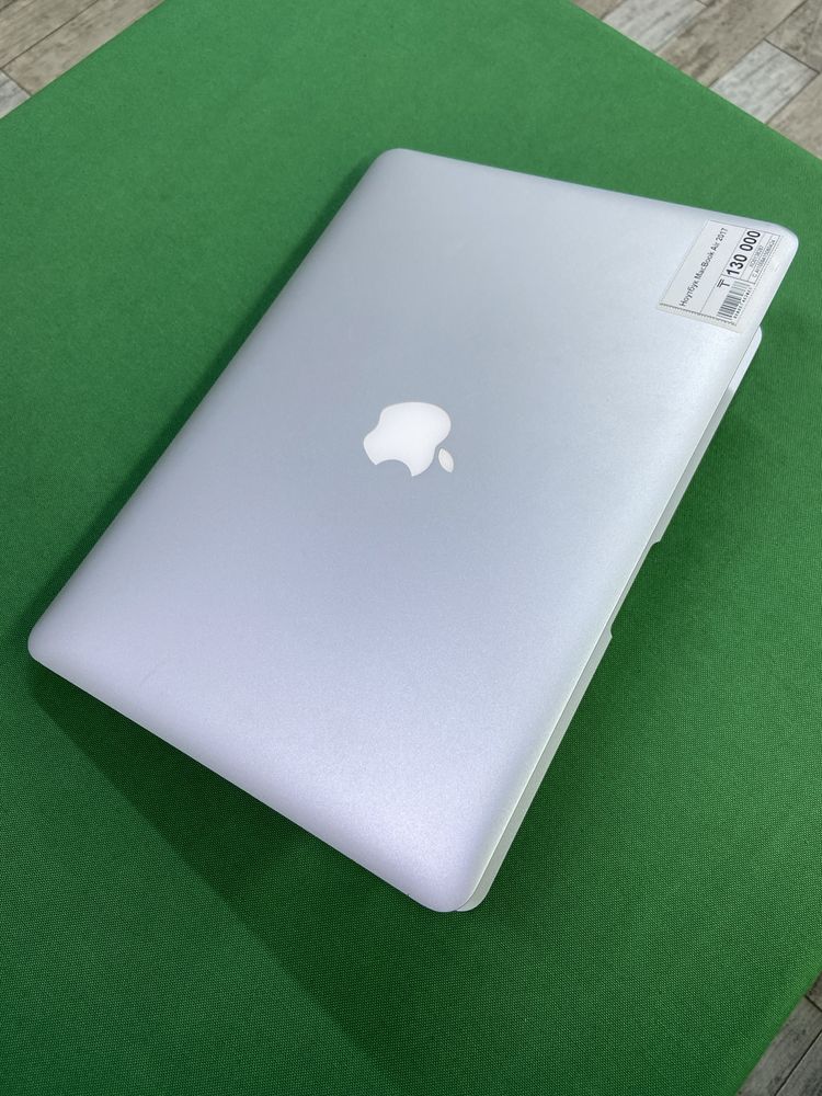 MacBook Air 2017 Апорт Ломбард 11-мкр дом 3