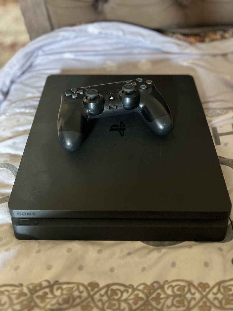 PS 4 slim 1 TB срочно arzon narxda