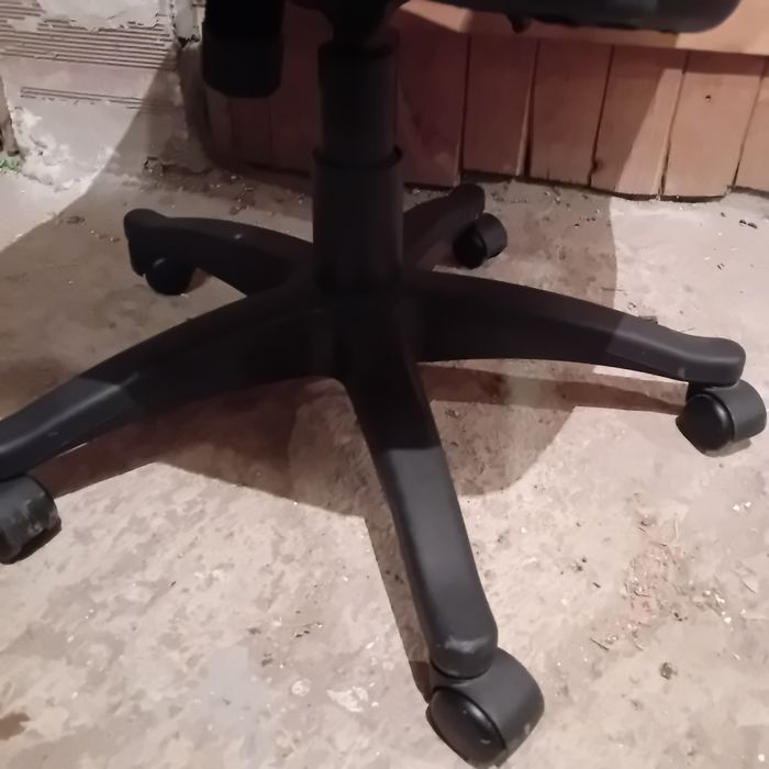 Офис-стол тип директорски