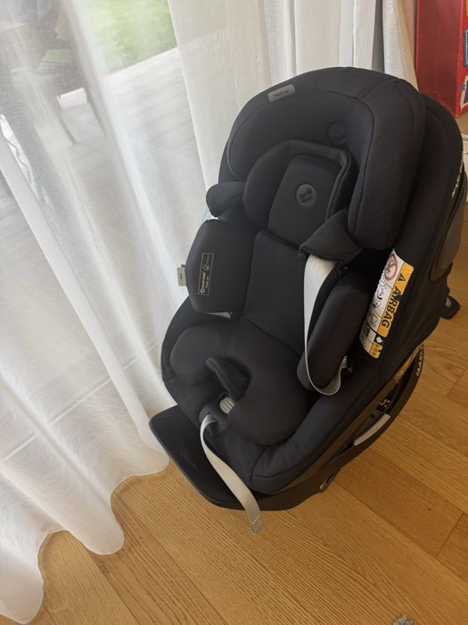 Maxi Cosi Pearl 360 с isofix 0+