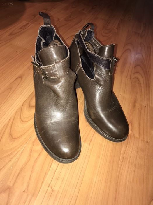 Ghete de piele nr 39