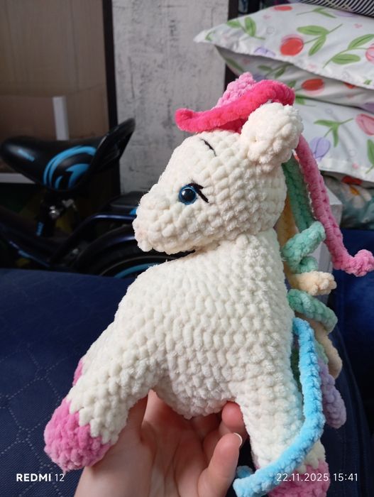 Продам мягкую игрушку единорог