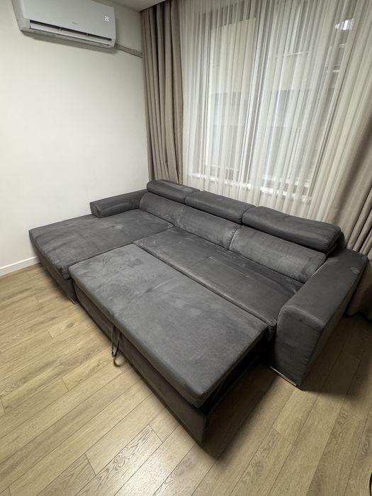 Разтегателен диван