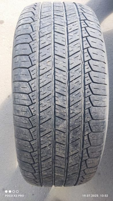 Продам б/у шины 2 шт.