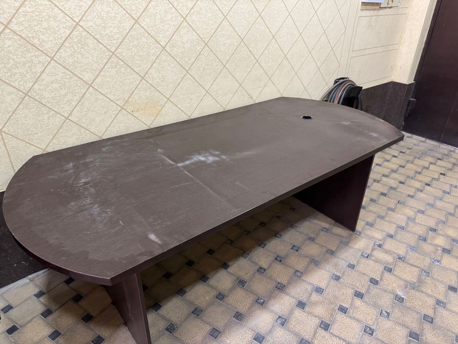 Стол большой для офиса