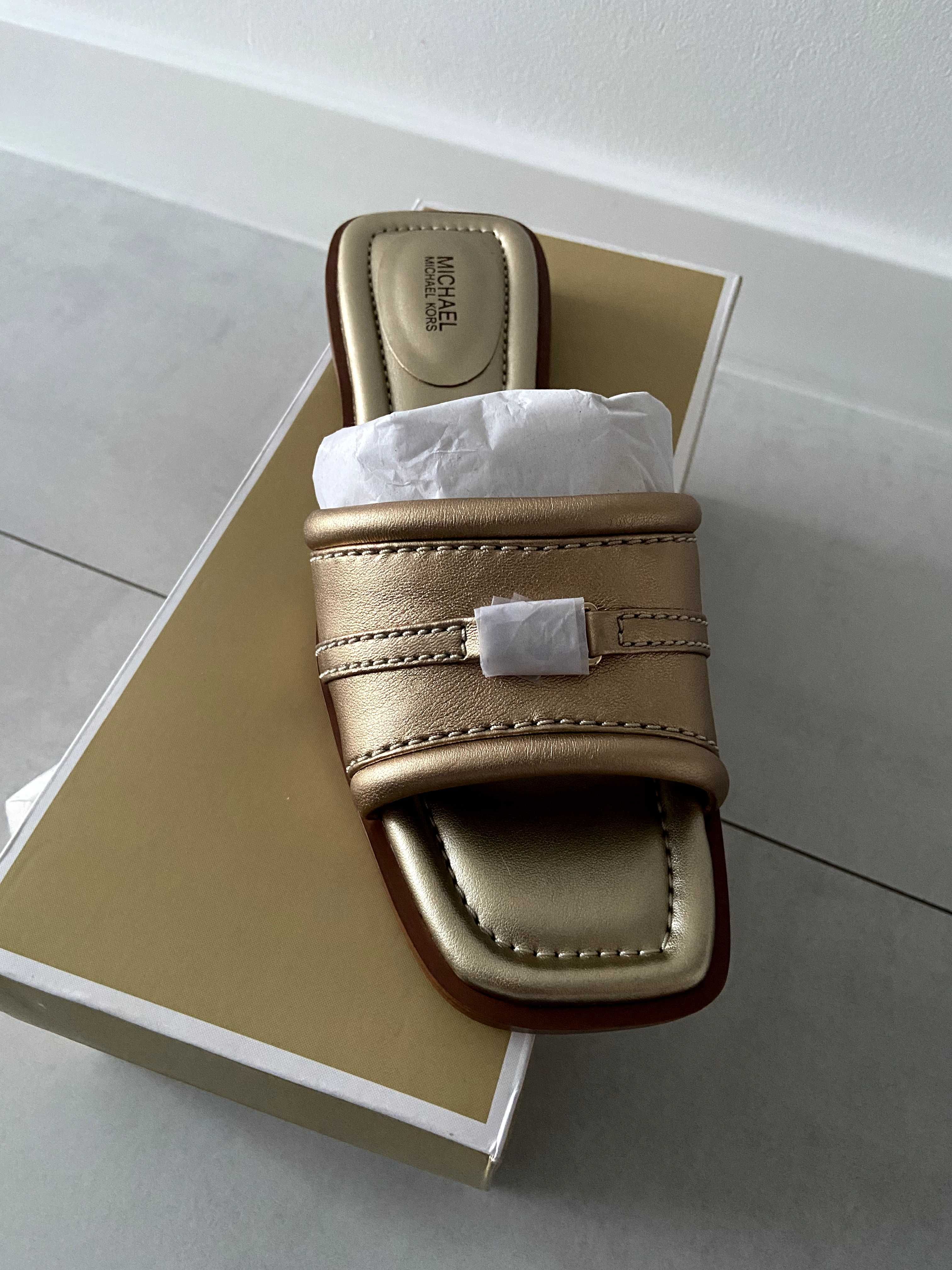 Sandale Michael Kors Mandy Slide Sandal Metallic Leather marime 38.5
