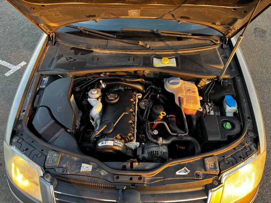 Vând Volkswagen Passat B5.5 1.9TDI