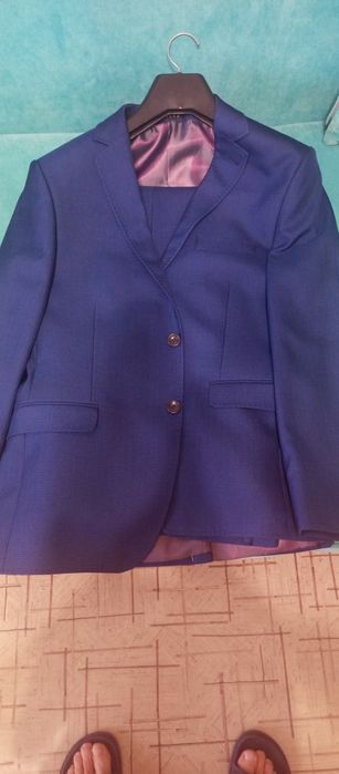 Продам костюм мужской