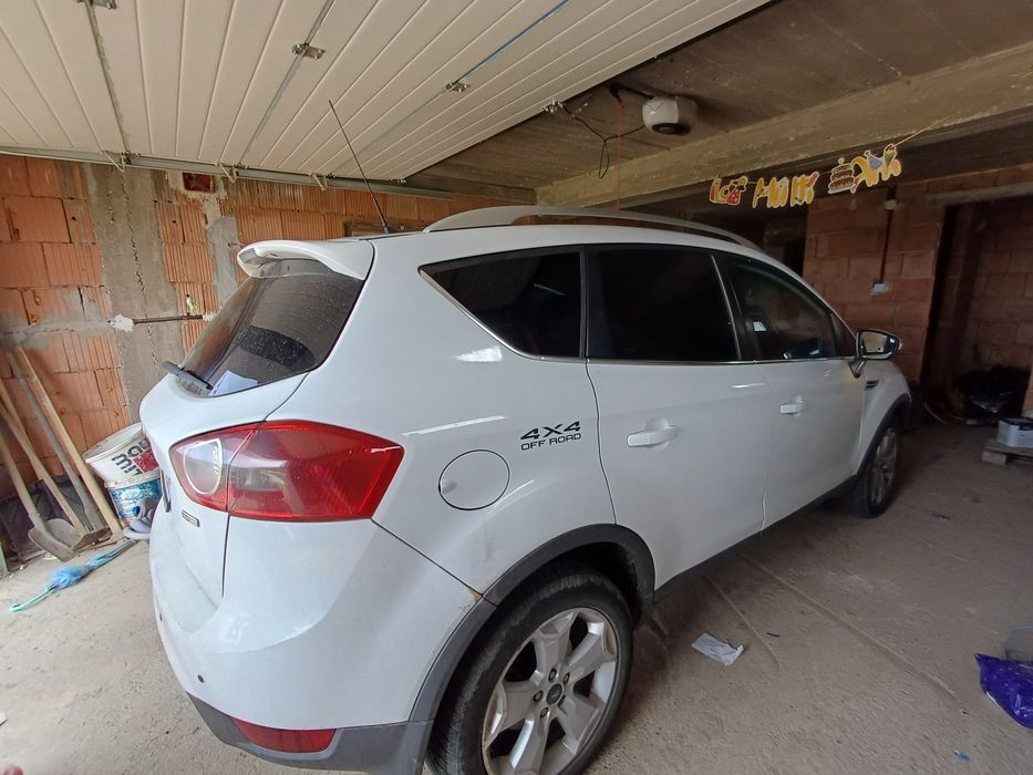 Vând ford kuga 2009