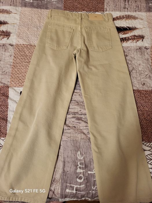 Vând blugi Zara fete 9 ani