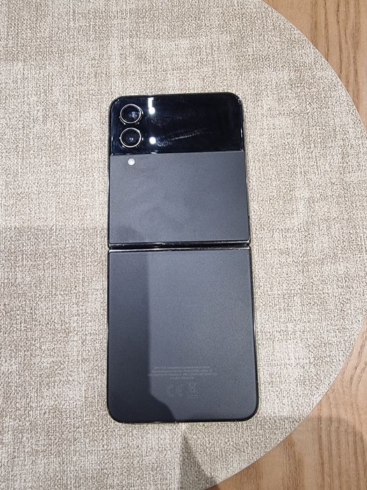 Samsung z flip 4
